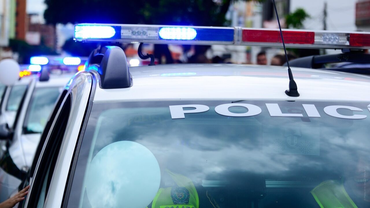 g1c1f0581fcdd7c08e12a31b3a11bf78c08993e5581cc993ce1345c022d46fe9933420a5fa8569d549c1052909354c7e688dd93eb0f045dc63b905d7c7dd59f05_1280-1531273 car, laptop wallpaper, desktop backgrounds, police cars, caravan, sirens, red, blue, lights, free wallpaper, wallpaper, full hd wallpaper, windows wallpaper, mac wallpaper, urban, 4k wallpaper 1920x1080, cool backgrounds, city, street, wallpaper hd, 4k wallpaper, hd wallpaper, beautiful wallpaper, close up, blue car, car wallpapers, wallpaper 4k, blue city, blue police, blue wallpaper, blue street, free background, blue closed